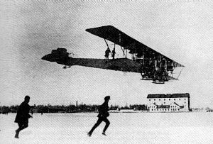 Илья Муромец садится на Корпусном аэродроме в Санкт-Петербурге, февраль 1914 г.