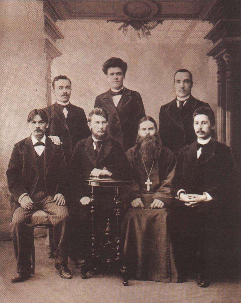 Группа преподавателей Симбирской чувашской учительской школы. 1899