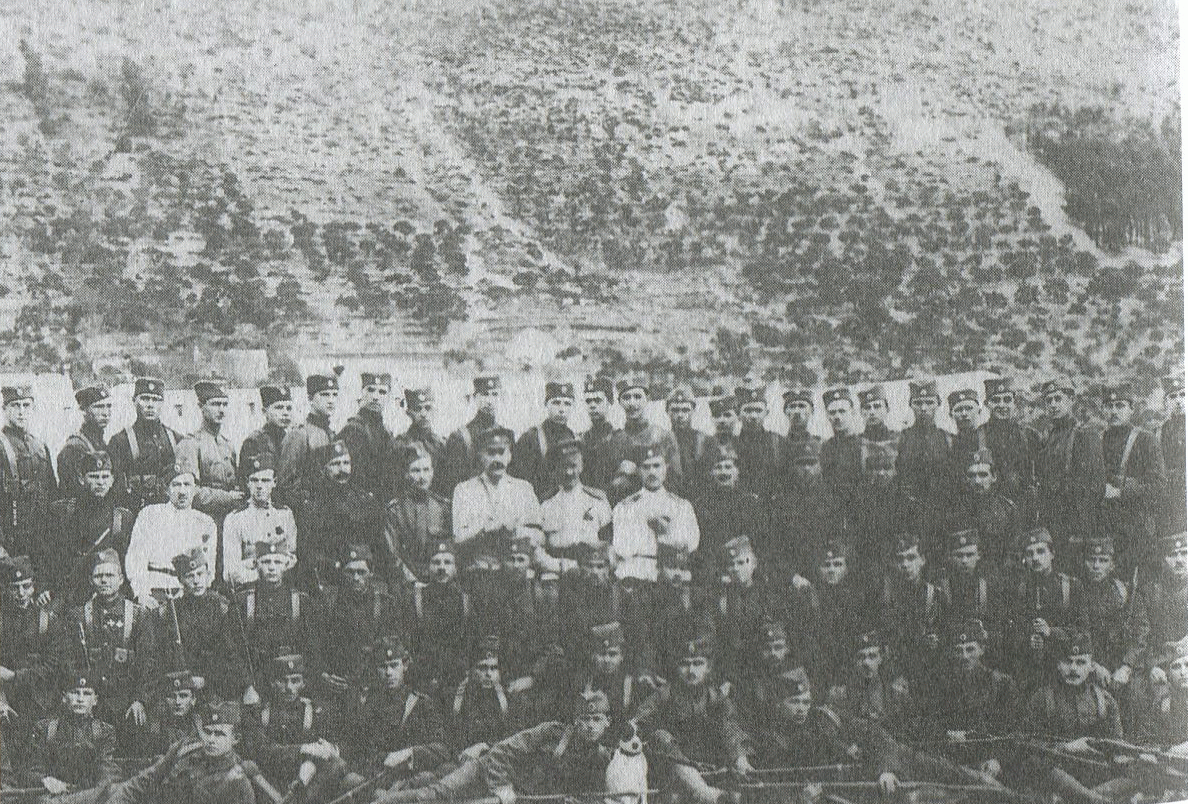 Чины Кавалерийской дивизии на пограничной службе в Югославии