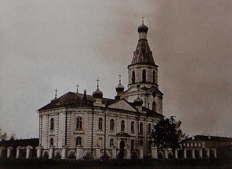 Крепостной Воскресенский собор. Фото начала XX века.