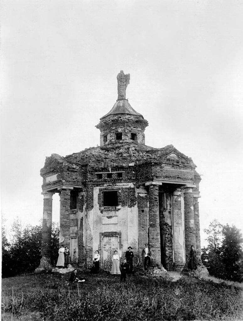 Заброшенный масонский храм в Винновской роще