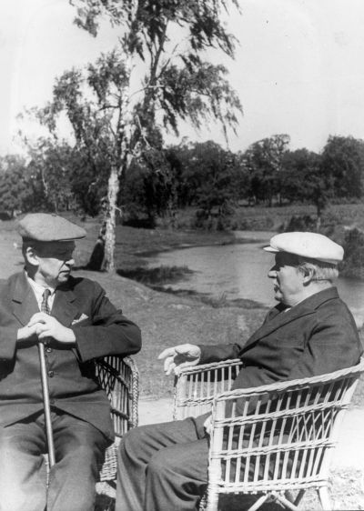 Николай Лузин (слева). Фото из личного архива Бориса Соломина